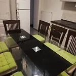 Oeroekzoeld Apartament