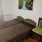 Oeroekzoeld Apartament *