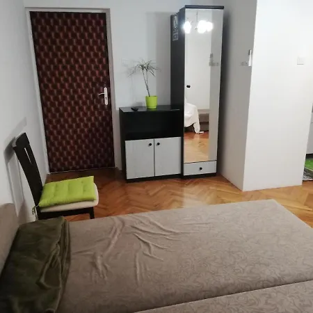 Apartman örökzöld